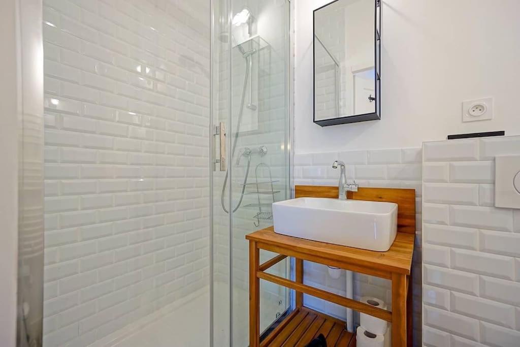Elegant Appartement Dans Le Marais - Paris 3 Exterior photo